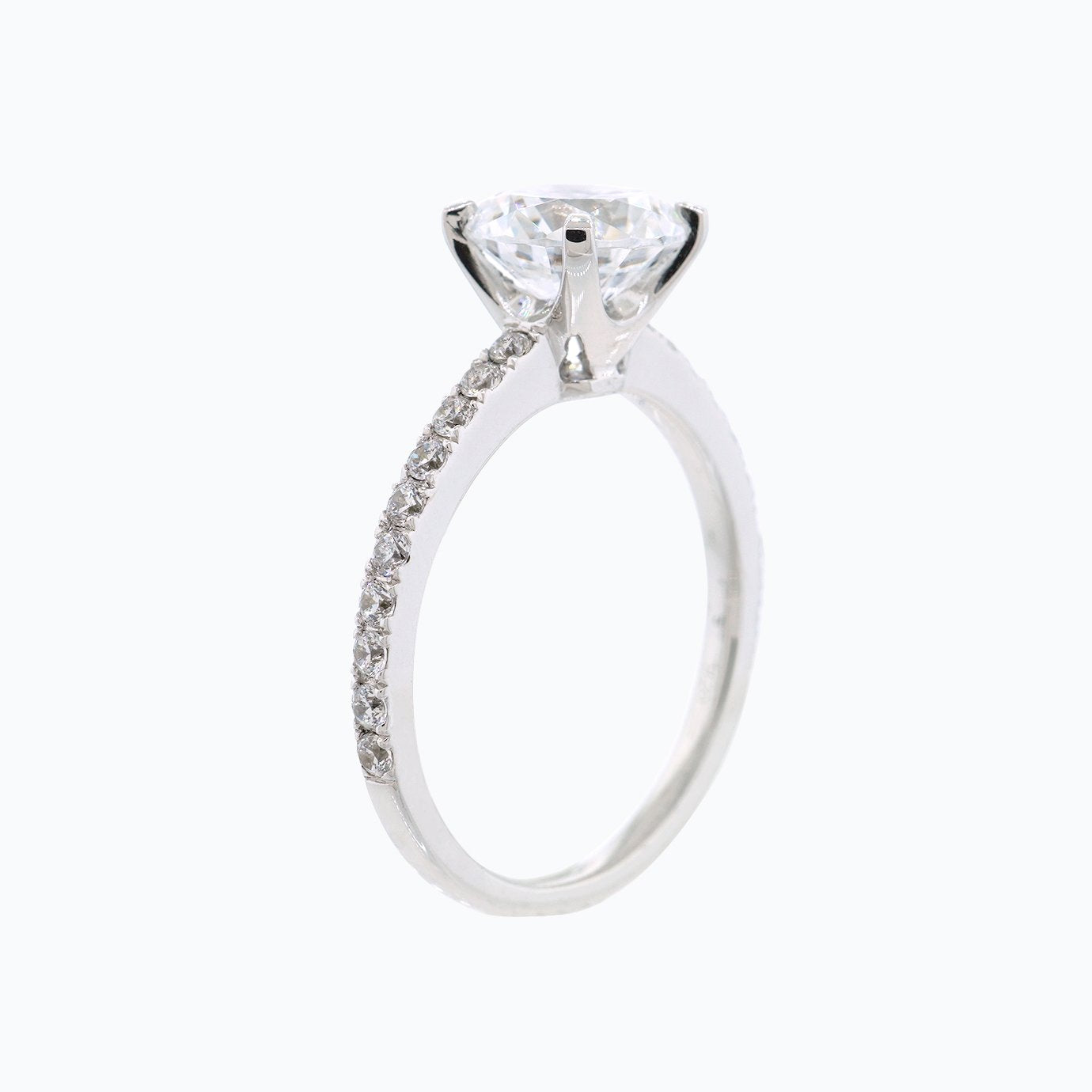 2.0 CT Round Shaped Moissanite Solitaire Engagement Ring