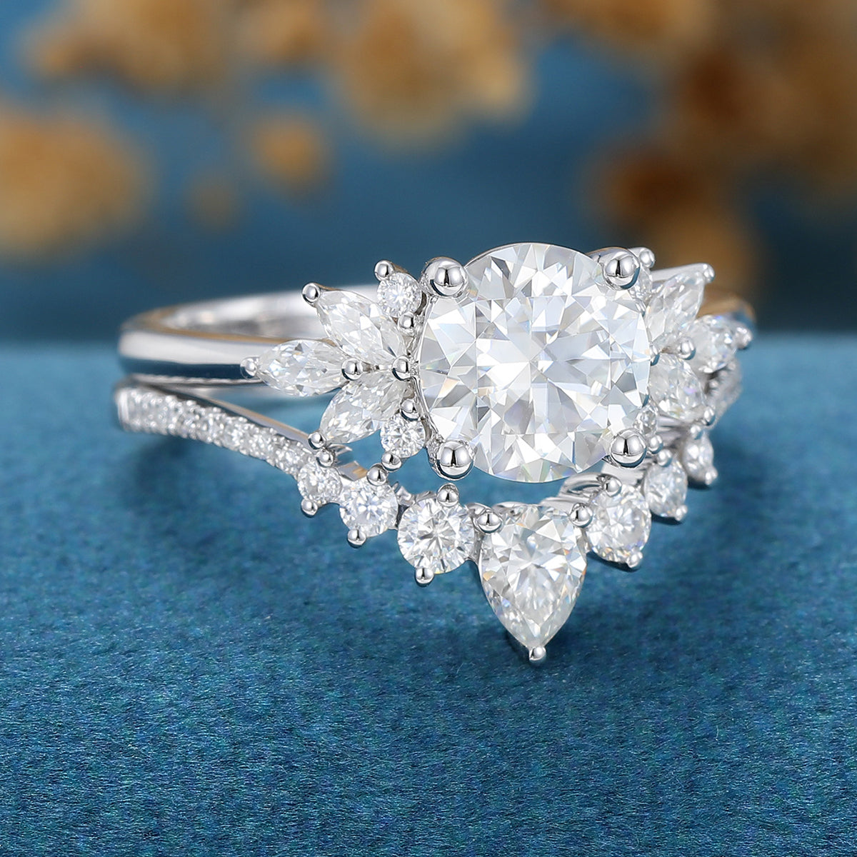 0.88 CT Round Shaped Moissanite Cluster Bridal Set