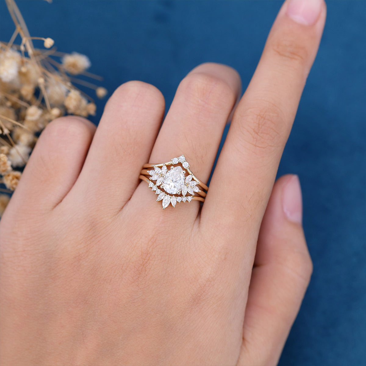 1.0 CT Pear Shaped Moissanite Cluster Bridal Set