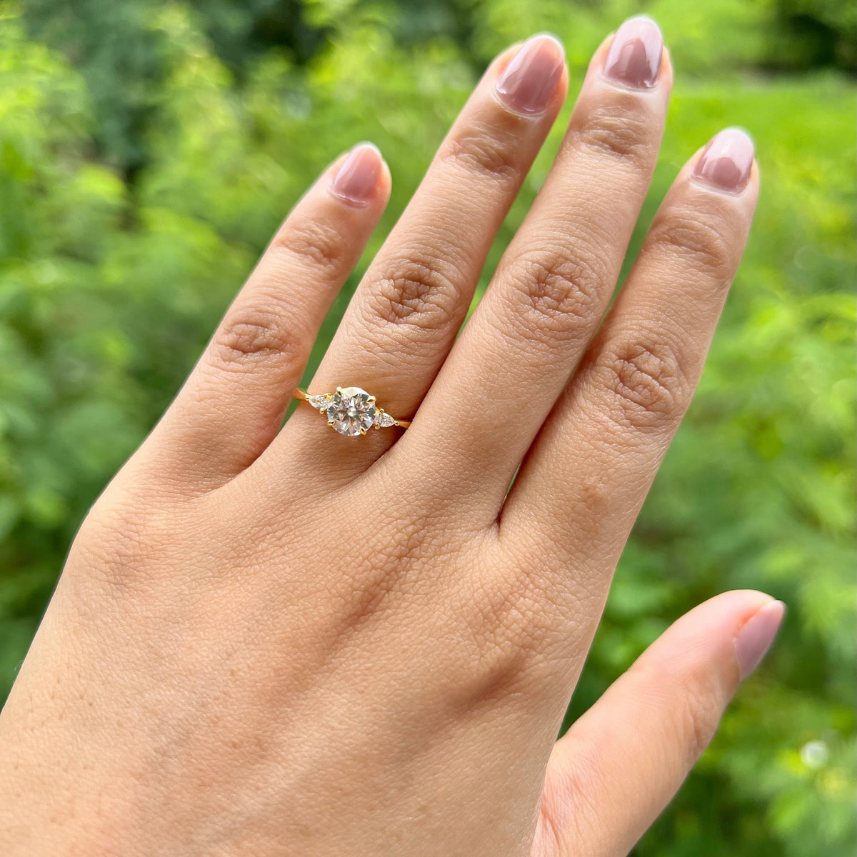 2.65 CT Round Three Stone Moissanite Engagement Ring