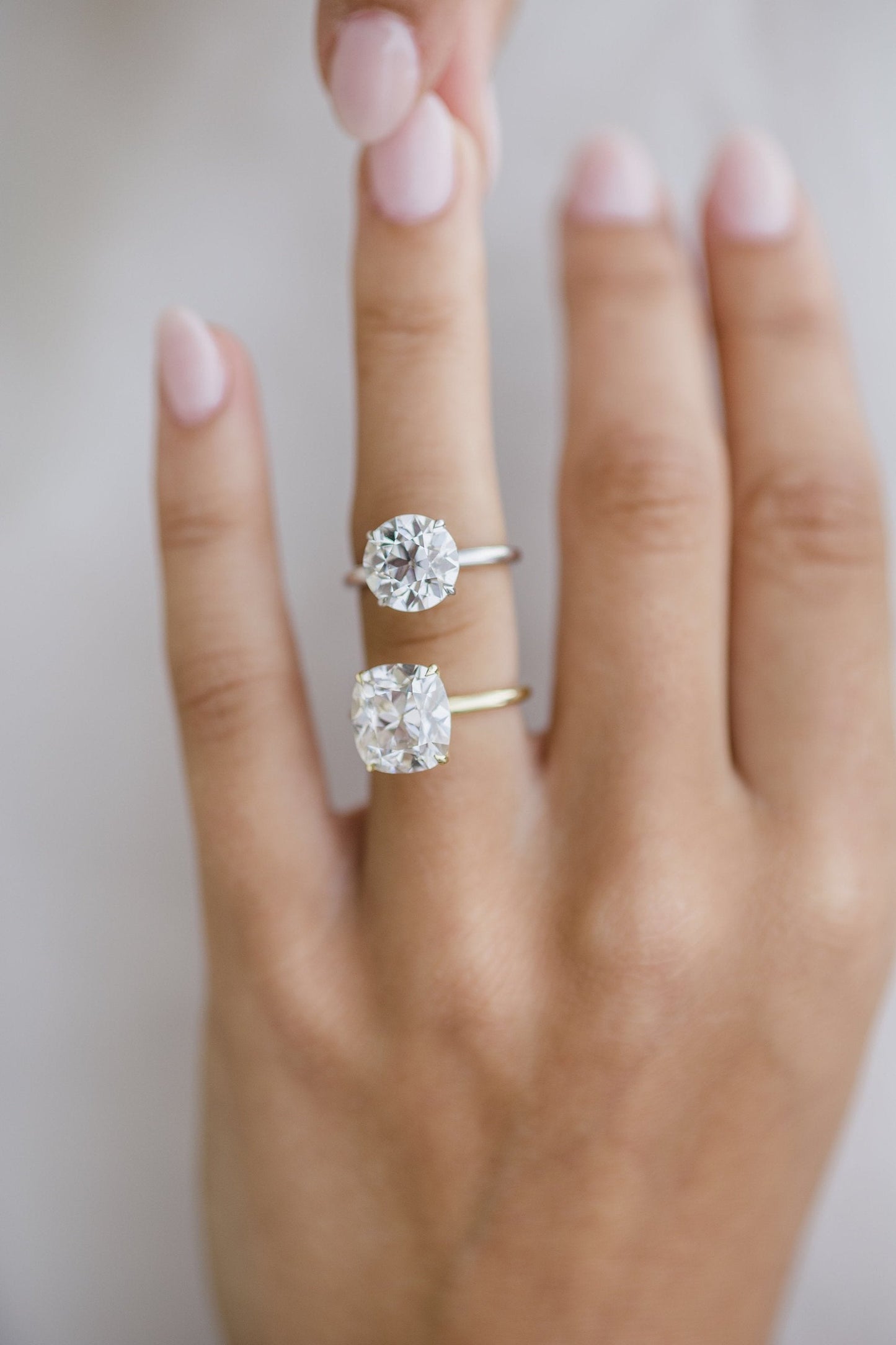 3.0 CT Round Solitaire Moissanite Engagement Ring