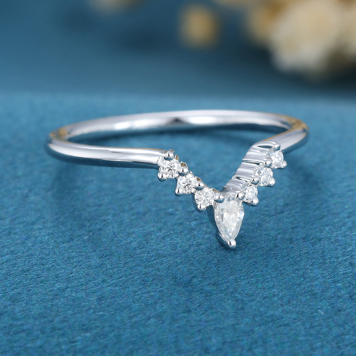 1.40 CT Pear & Round Shaped Moissanite Curved Wedding Band