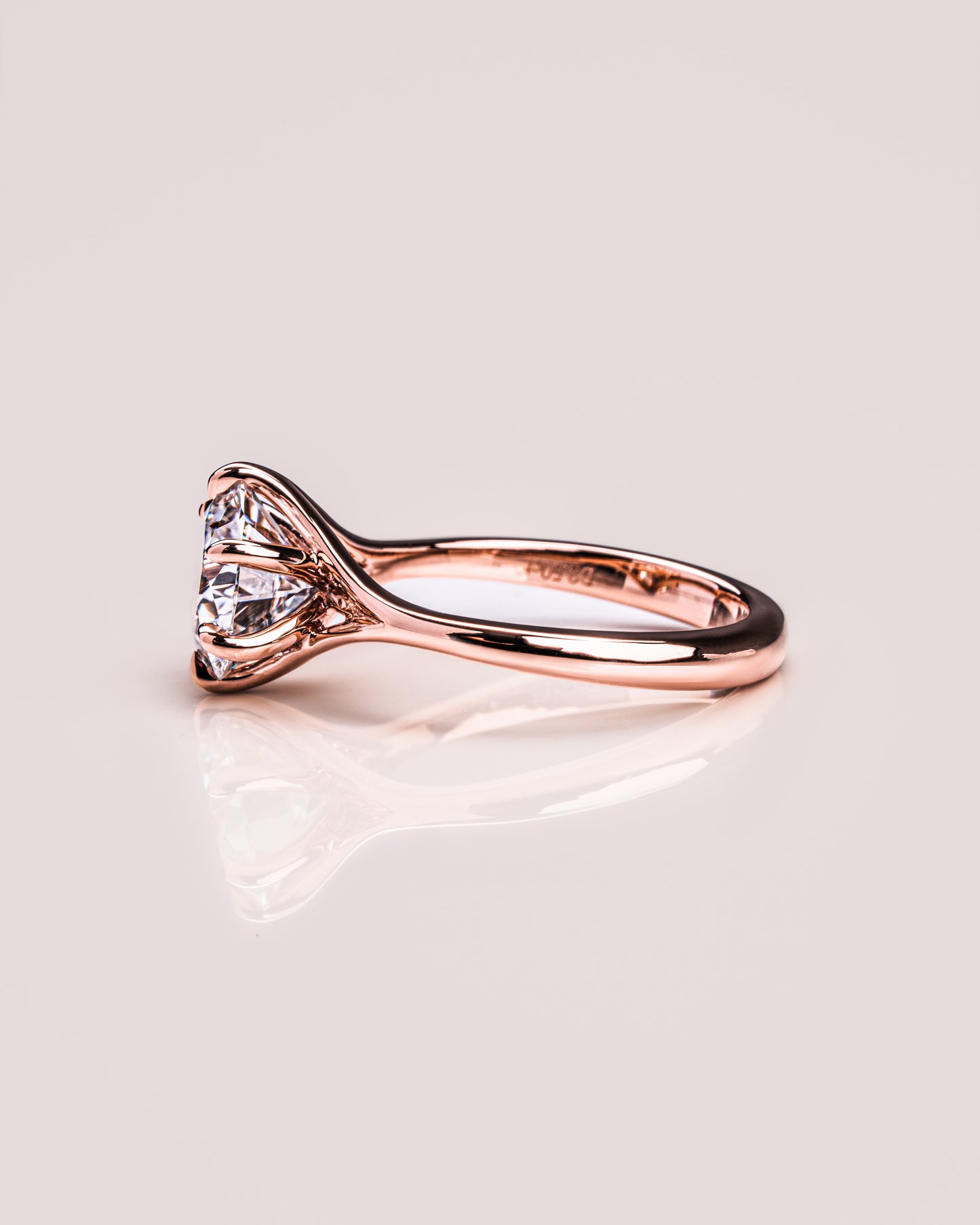 1.9 CT Round Solitaire Moissanite Engagement Ring
