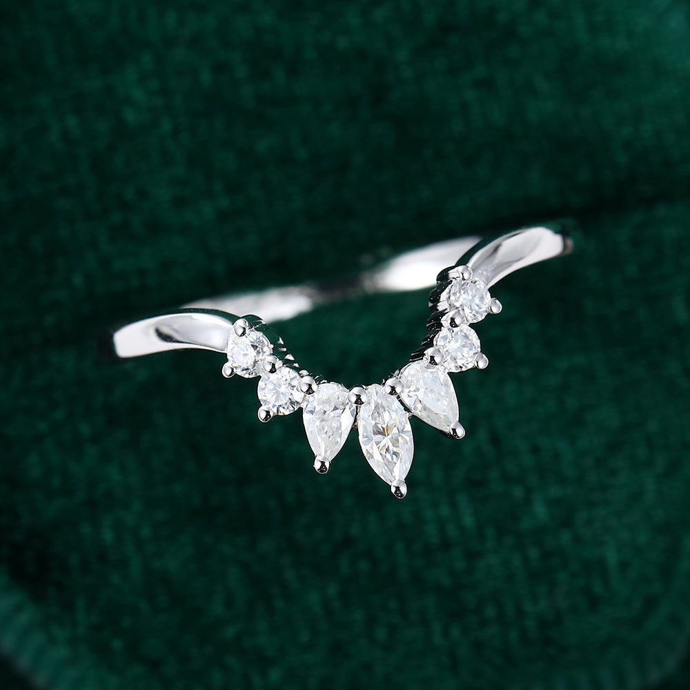 0.27 CT Round, Marquise & Pear Moissanite Curved Wedding Band