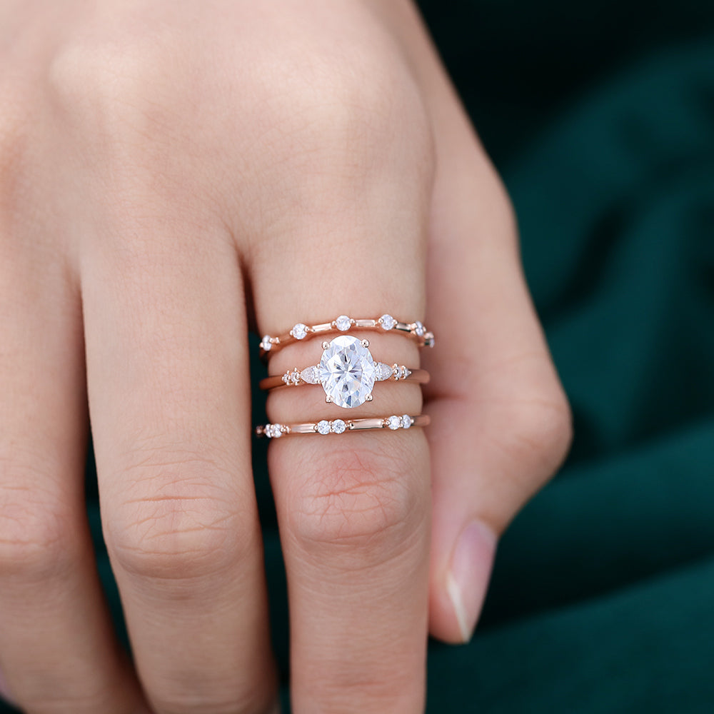 1.33 CT Oval Moissanite Three Stone Bridal Ring Set