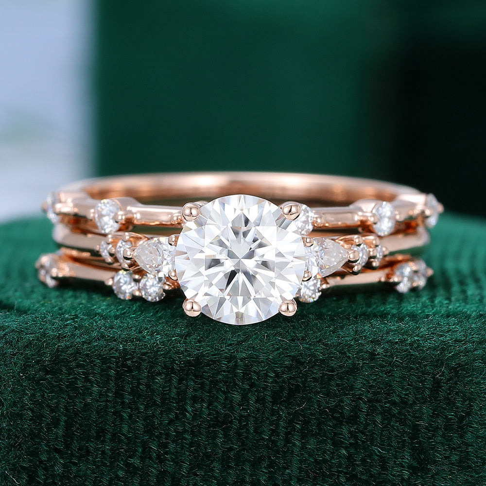 0.88 CT Round Moissanite Three Stone Bridal Ring Set