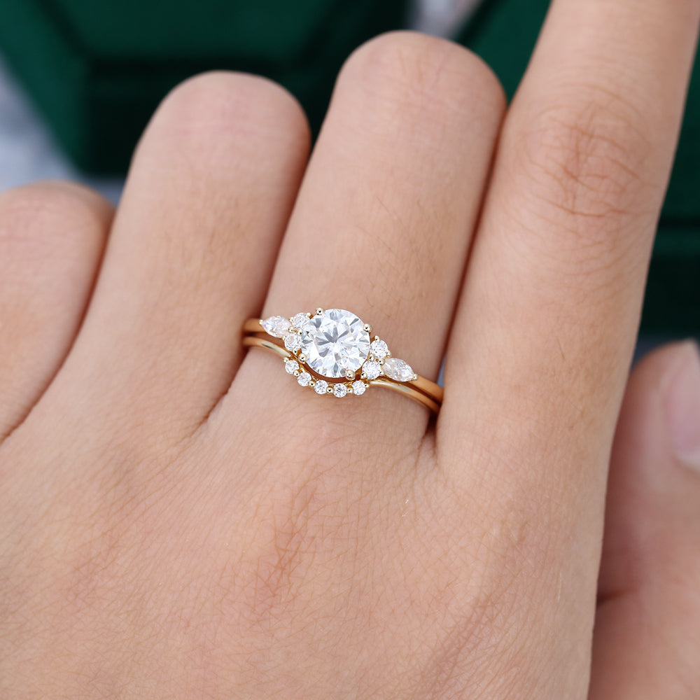 0.88 CT Round Moissanite Cluster Bridal Ring Set