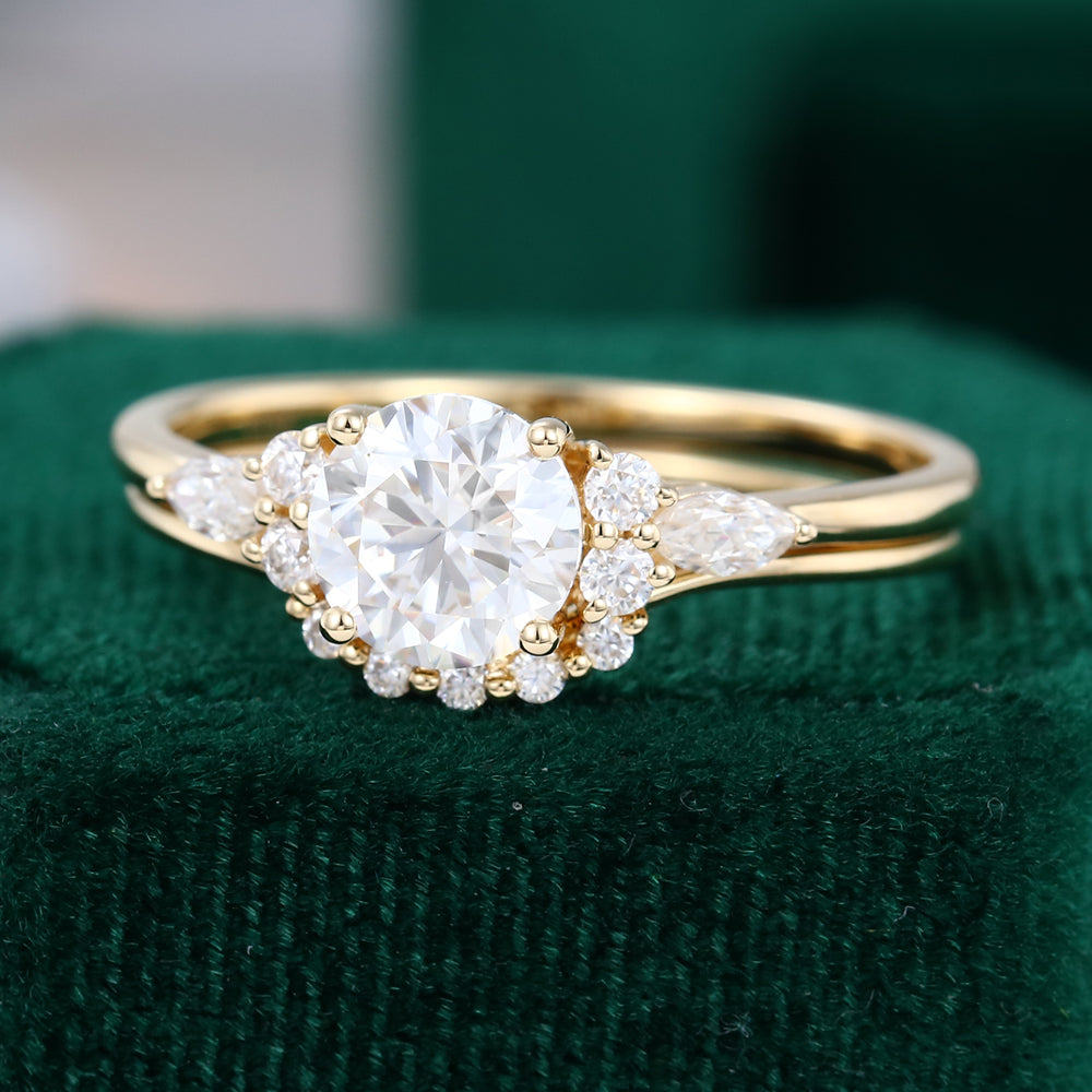 0.88 CT Round Moissanite Cluster Bridal Ring Set