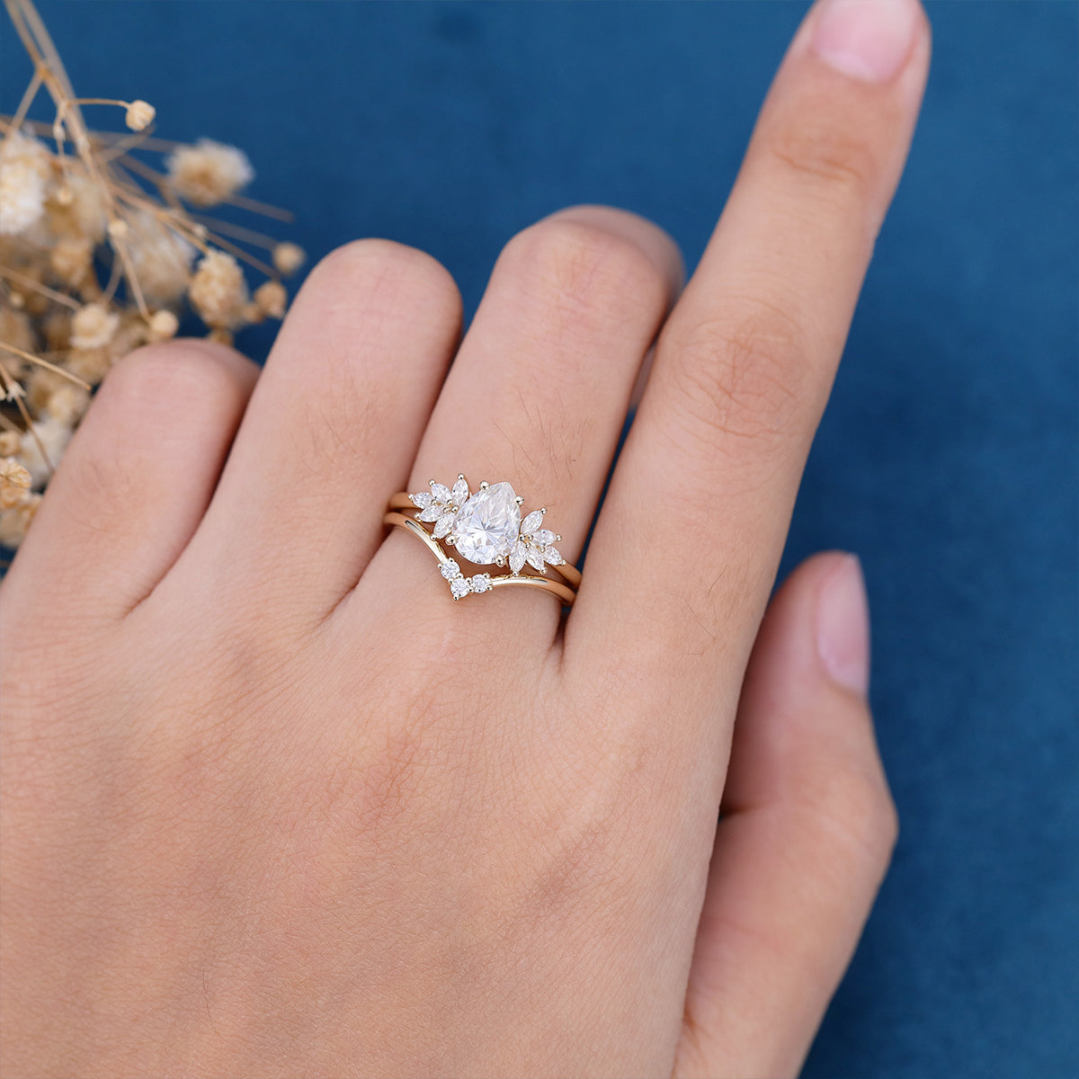 1.0 CT Pear Shaped Moissanite Cluster Bridal Set