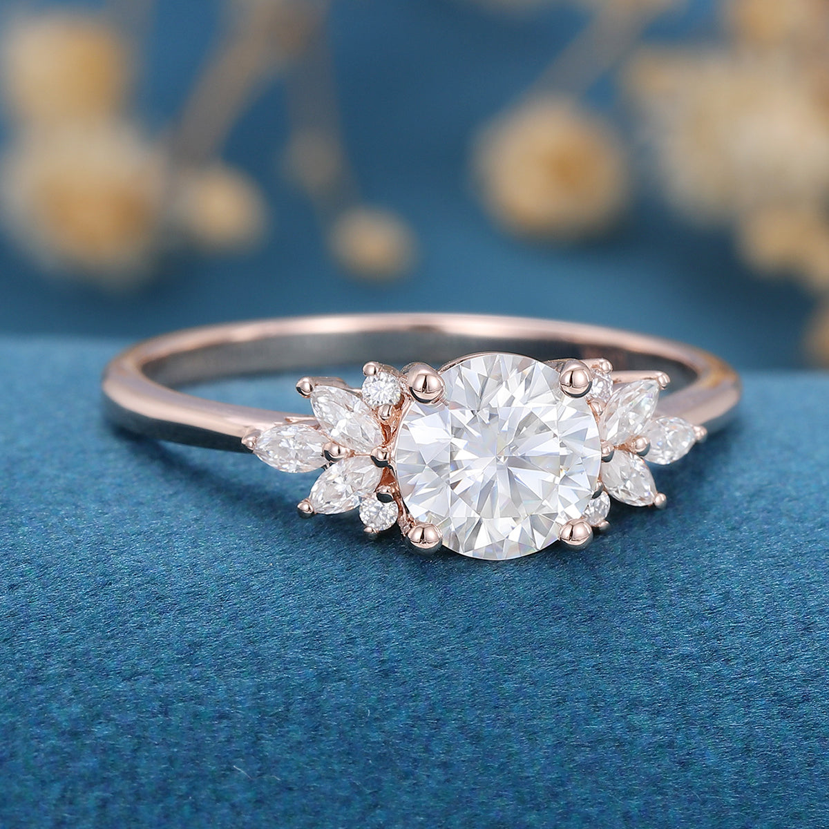 1.21 CT Round Shaped Moissanite Cluster Engagement Ring