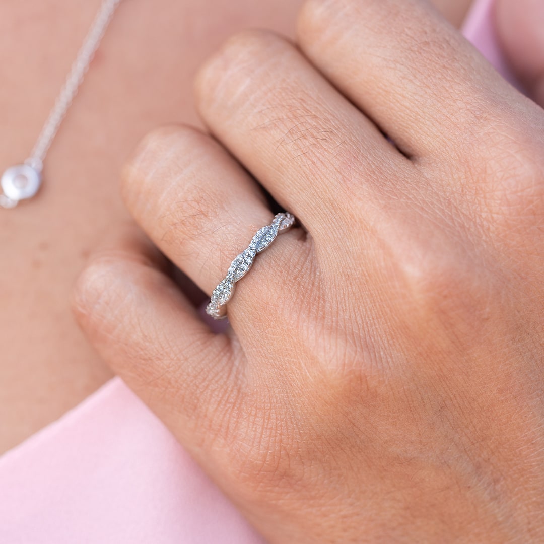 0.34 TCW Round Twisted Style Moissanite Wedding Band