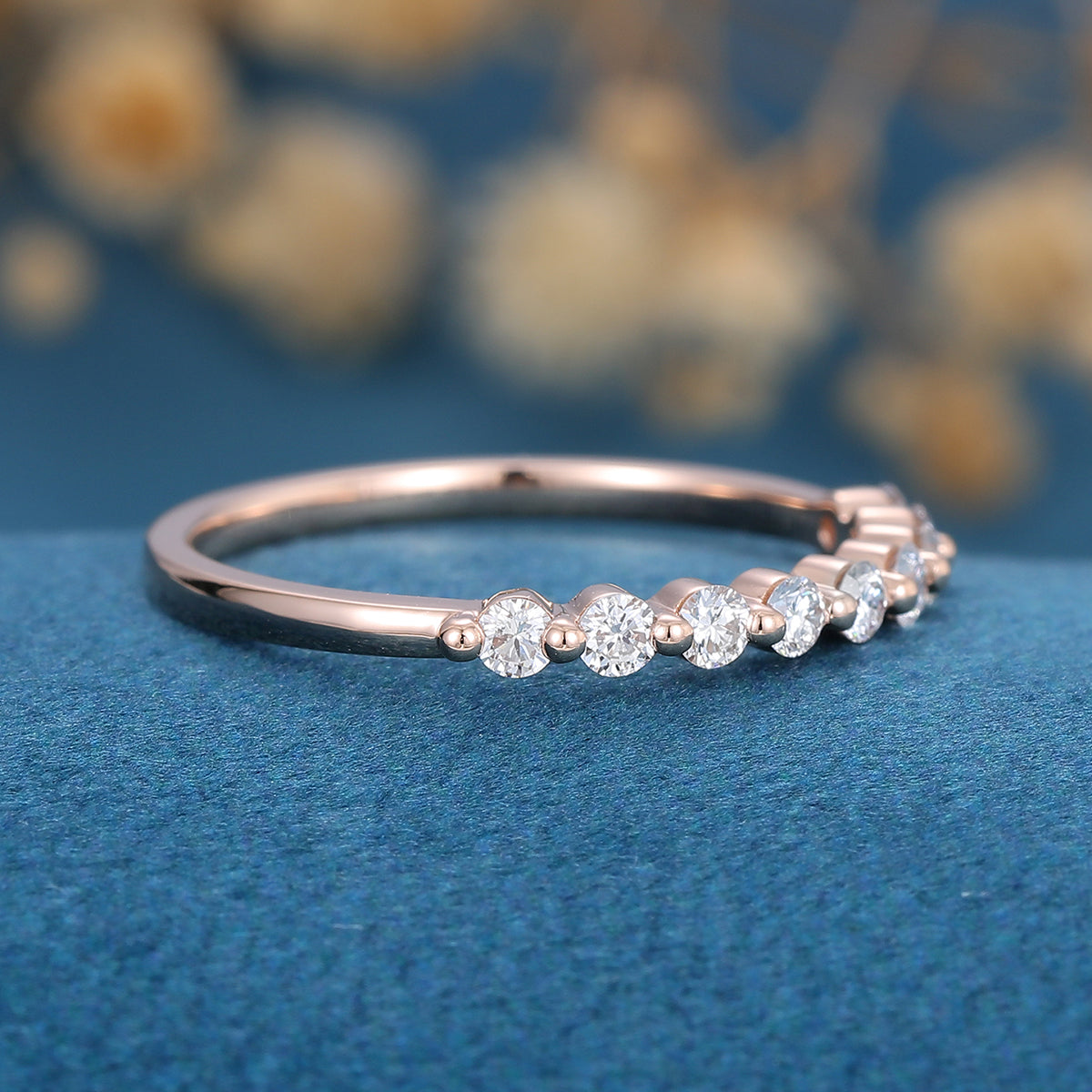 1.60 CT Round Shaped Moissanite Bubble Prongs Wedding Band