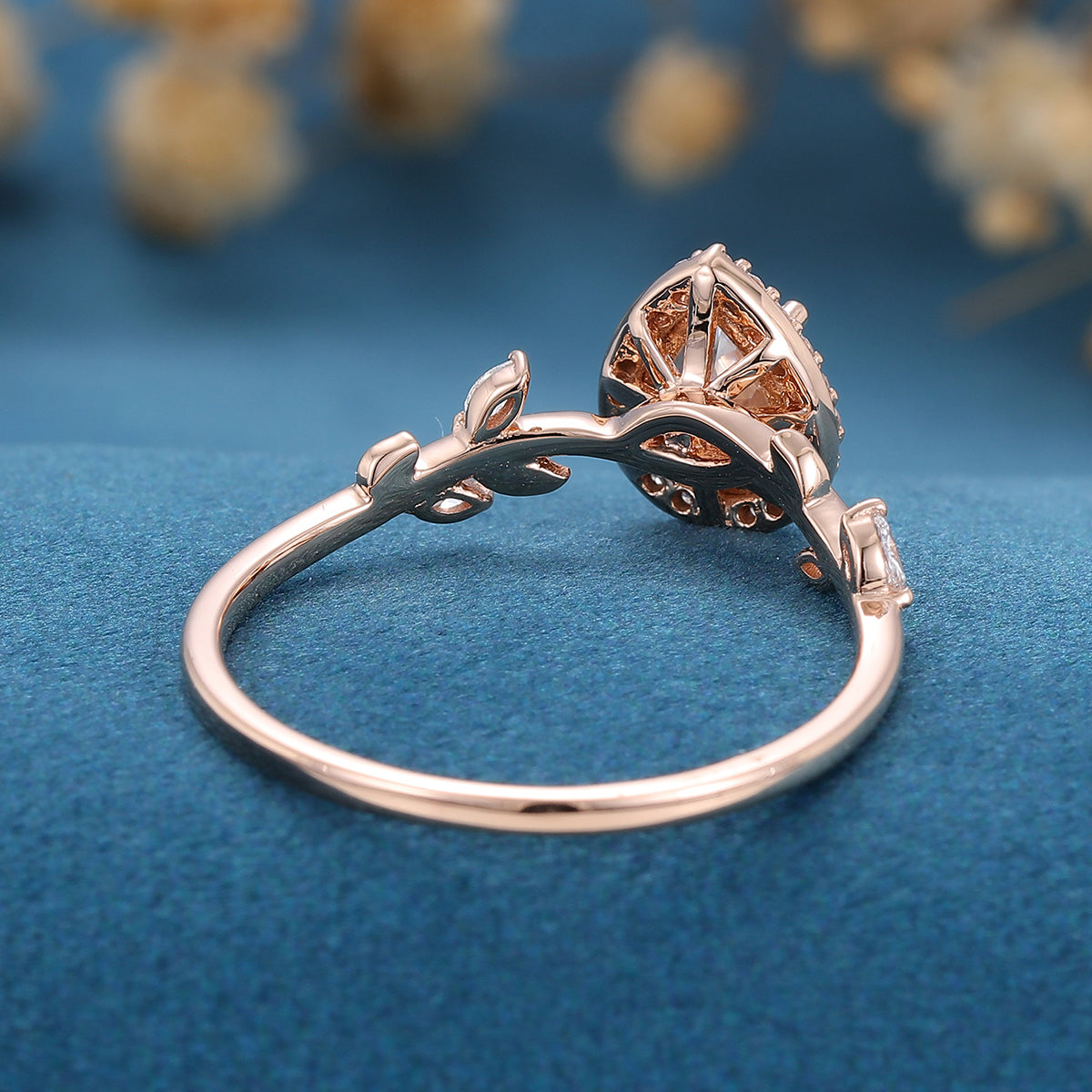1.0 CT Pear Shaped Moissanite Halo Engagement Ring