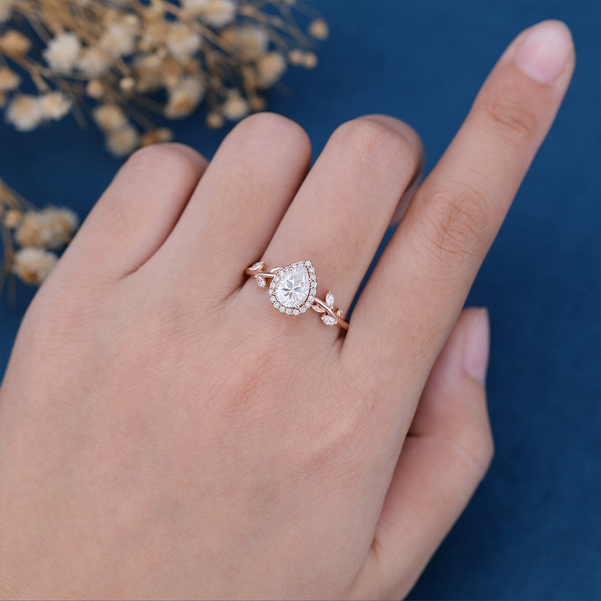 1.0 CT Pear Shaped Moissanite Halo Engagement Ring
