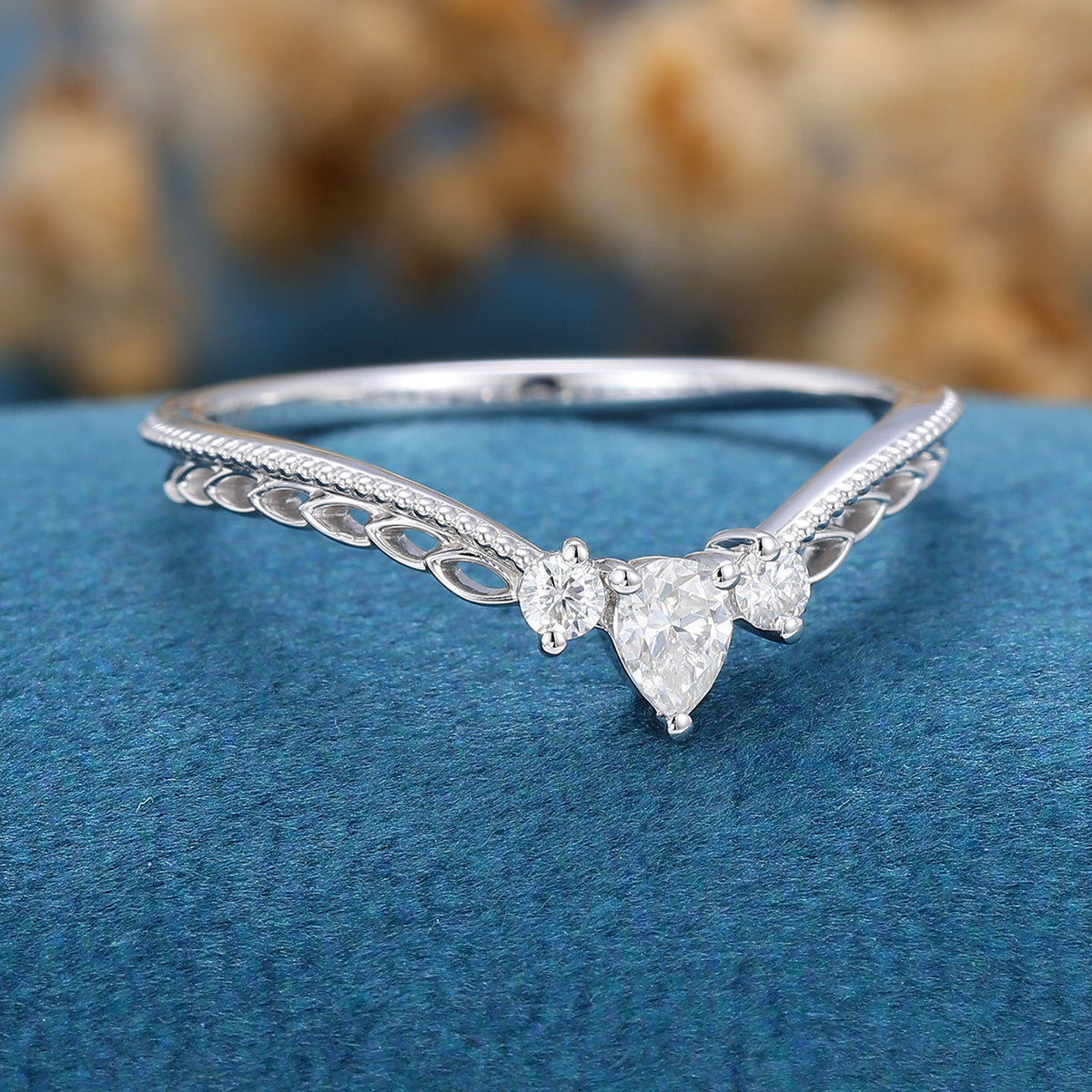 1.50 CT Round & Pear Shaped Moissanite Vintage Curved Wedding Band