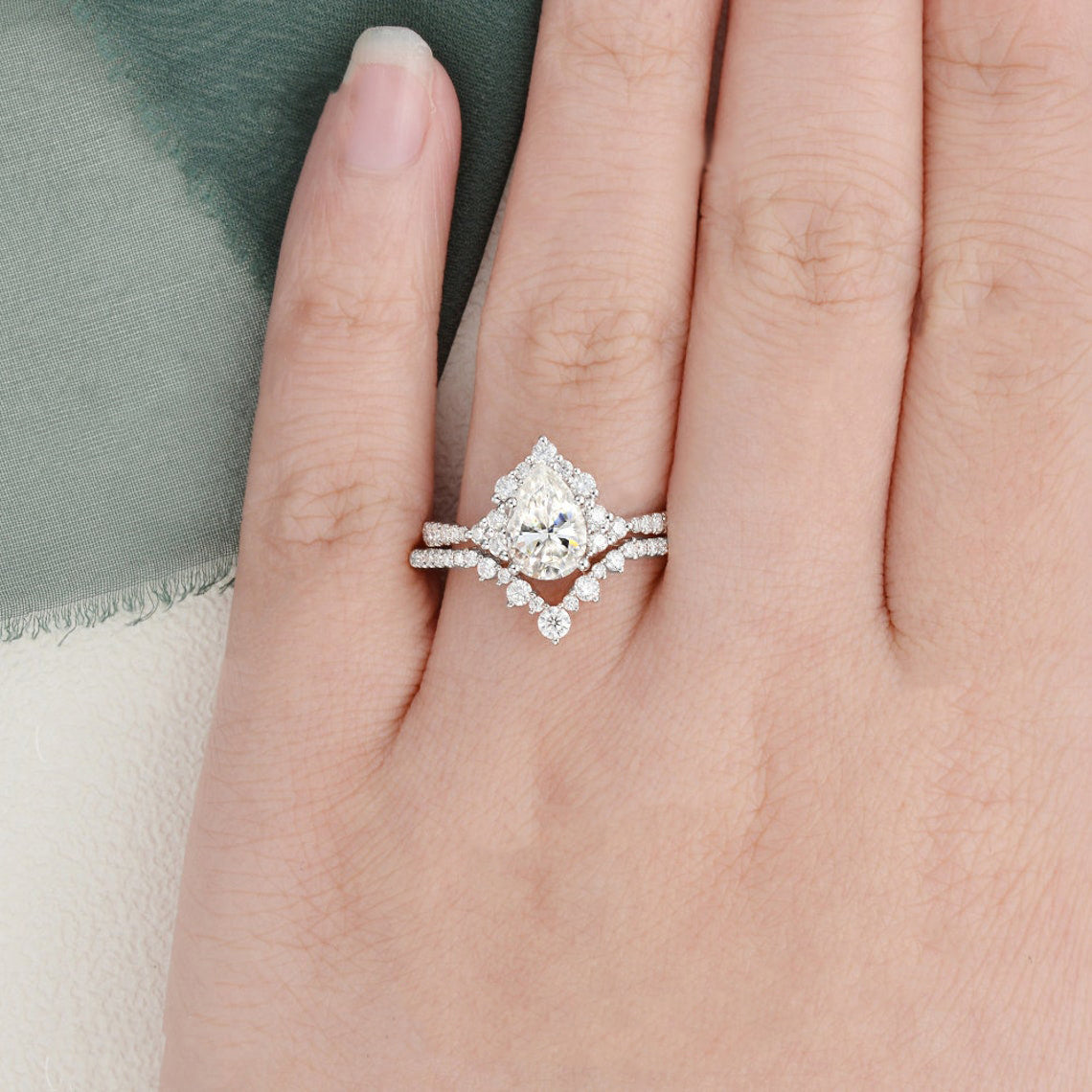 1.50 CT Pear Cut Cluster Moissanite Bridal Ring Set