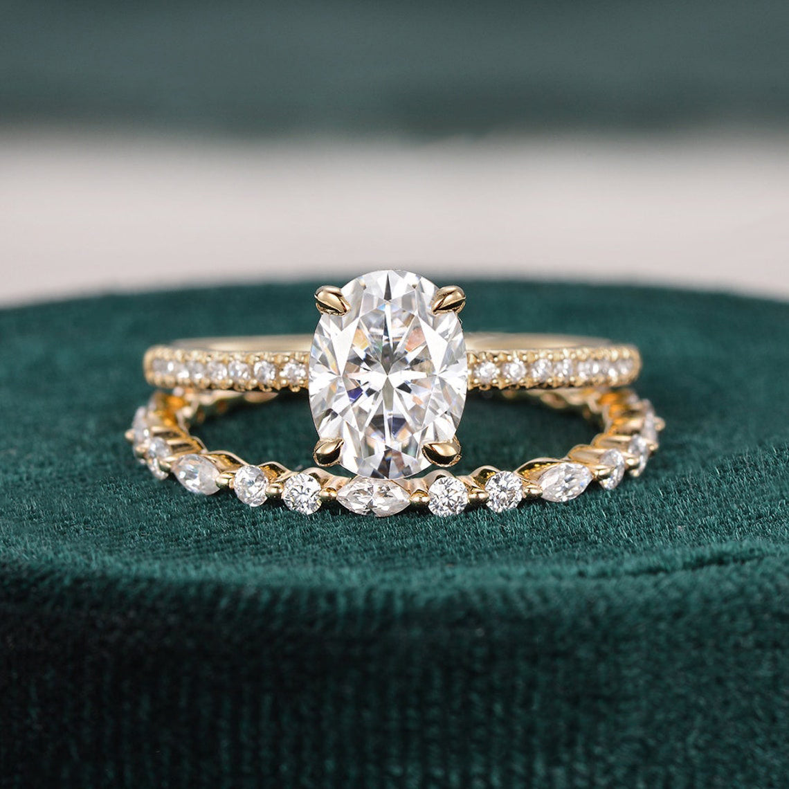 1.50 CT Oval Cut Solitaire Moissanite Bridal Ring Set