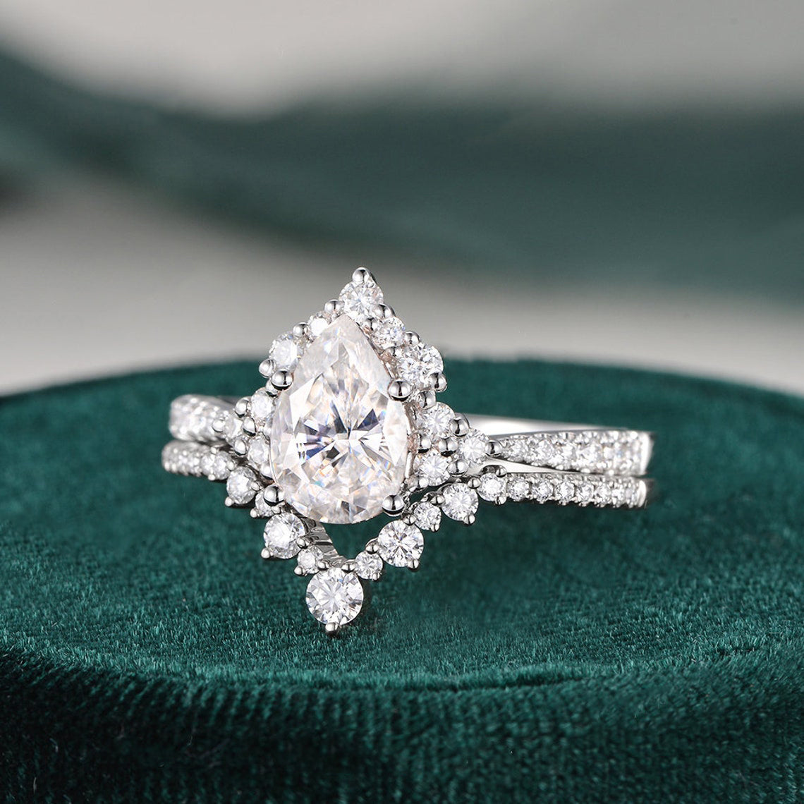 1.50 CT Pear Cut Cluster Moissanite Bridal Ring Set