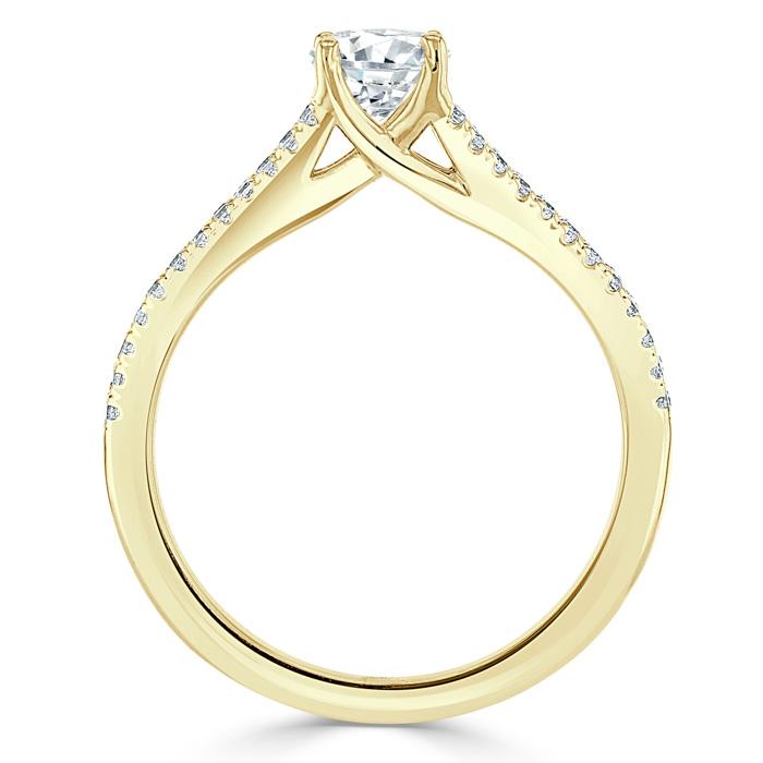 0.75 CT Oval Cut Solitaire Split Shank Style Moissanite Engagement Ring
