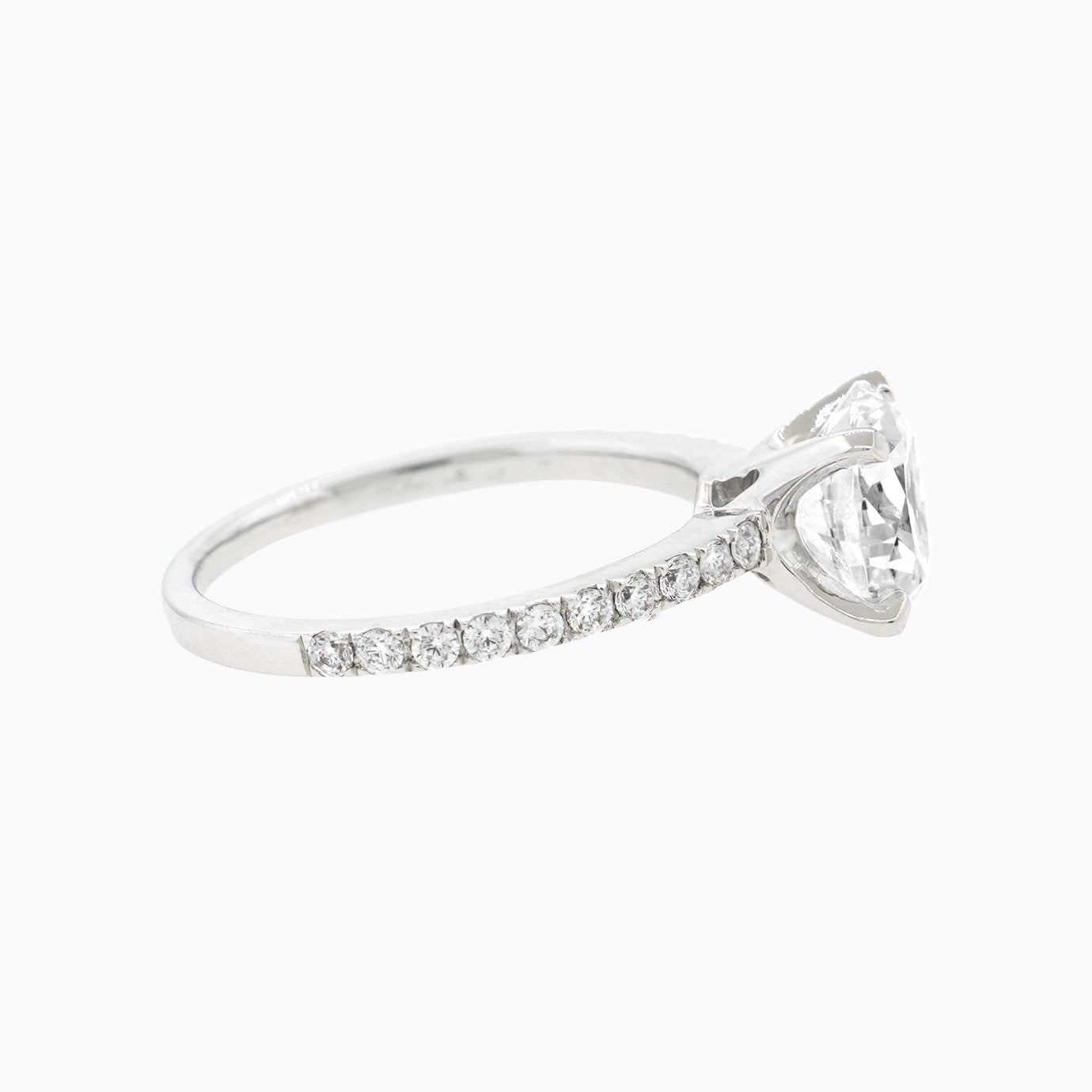 2.0 CT Round Shaped Moissanite Solitaire Engagement Ring