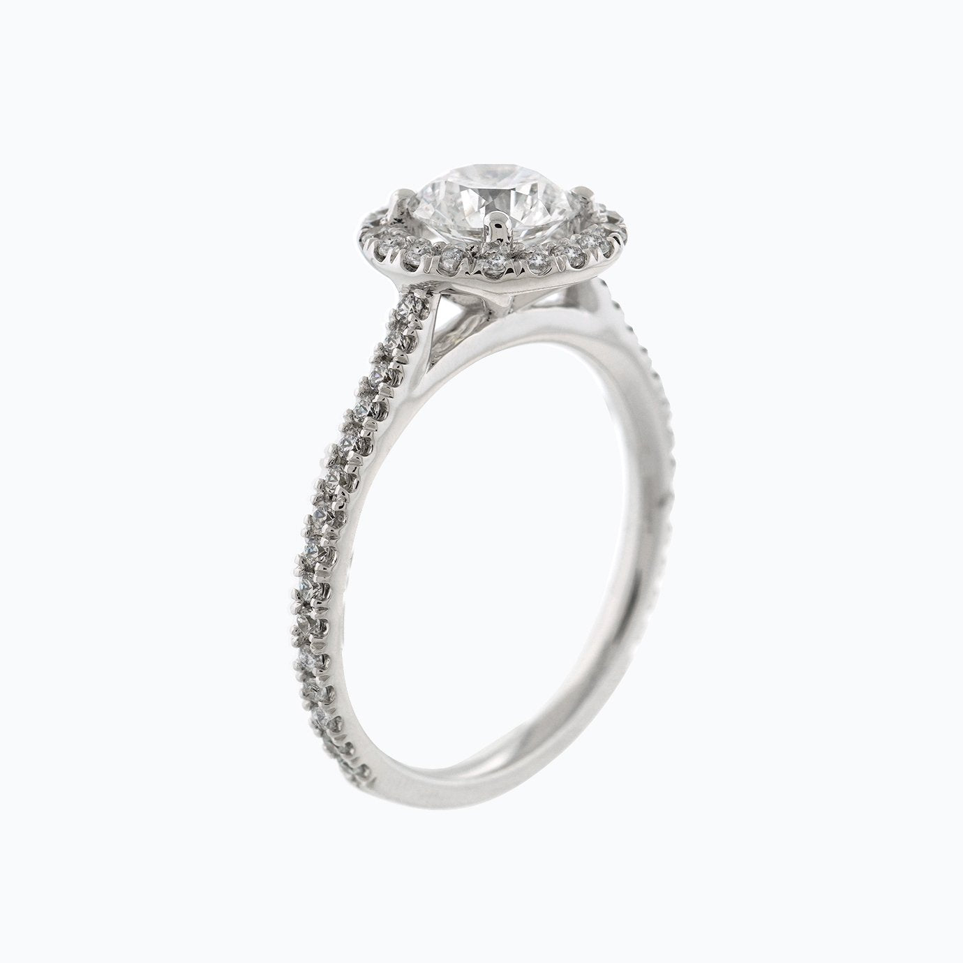 1.0 CT Round Shaped Moissanite Halo Engagement Ring
