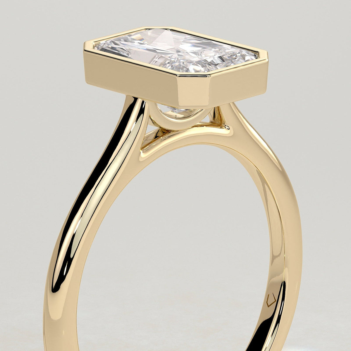 CUJ005