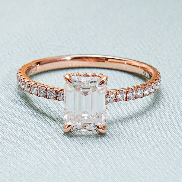 Stunning 1.0 - 2.0 CT Emerald Moissanite Engagement Ring With Hidden Halo Design 1