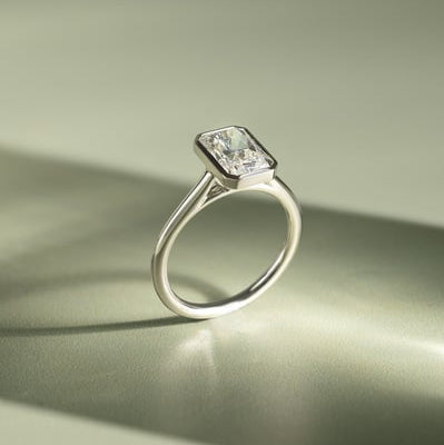 CUJ005