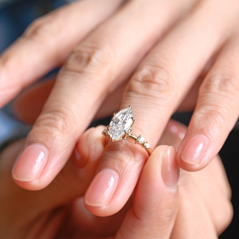 Stunning 1.0 - 2.0 CT Marquise Moissanite Engagement Ring with Hidden Halo Design 4