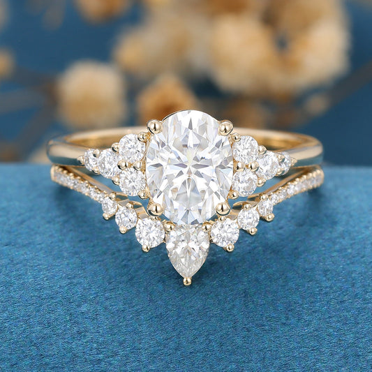 1.33 CT Oval Shaped Moissanite Cluster Bridal Set