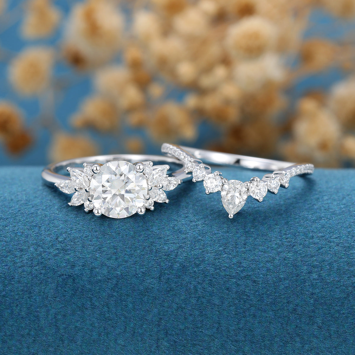 0.88 CT Round Shaped Moissanite Cluster Bridal Set