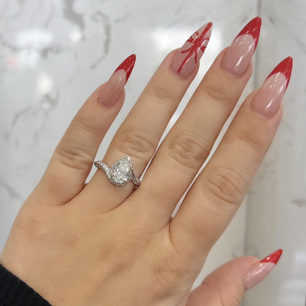 Stunning 1.54 CT Pear Moissanite Engagement Ring with Swirl Design 4