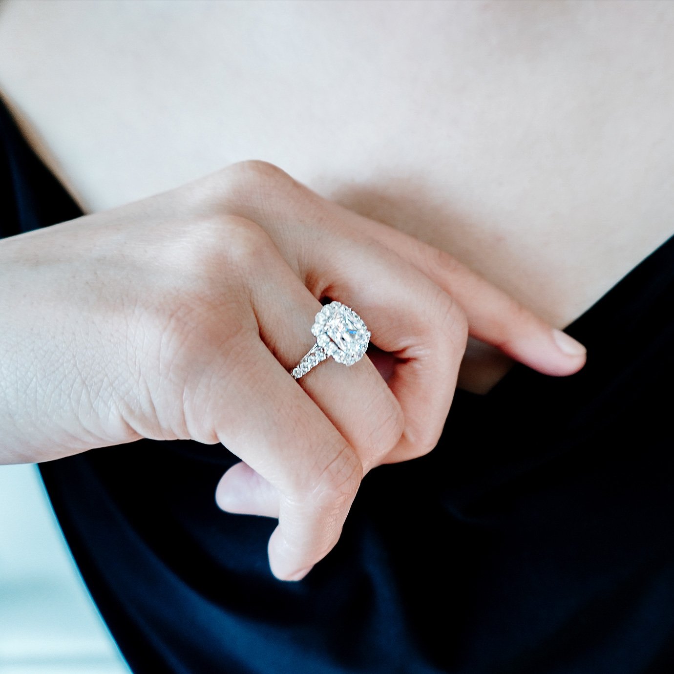 2.0 CT Cushion Shaped Moissanite Halo Engagement Ring