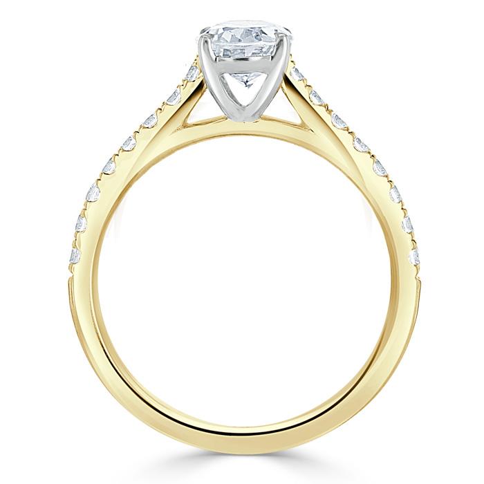 0.94 CT Oval Cut Solitaire Moissanite Engagement Ring With Pave Setting