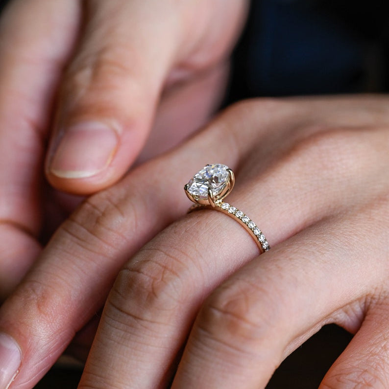 Stunning 1.0 - 2.0 CT Oval Moissanite Engagement Ring with Pave Design 2