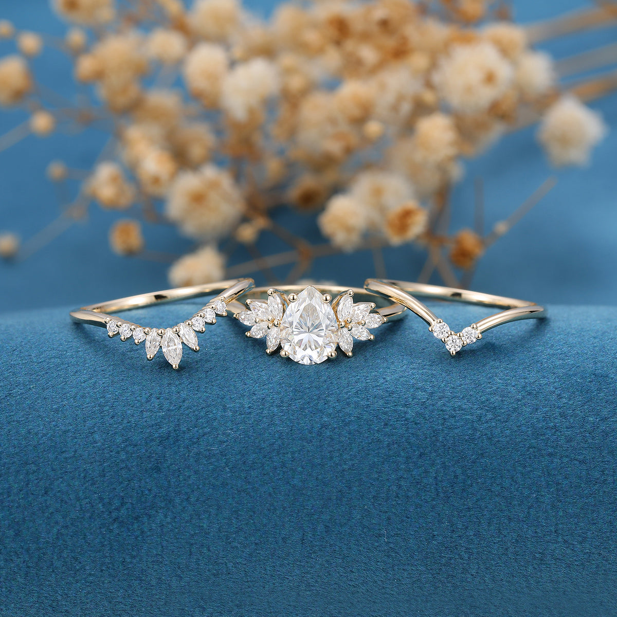 1.0 CT Pear Shaped Moissanite Cluster Bridal Set