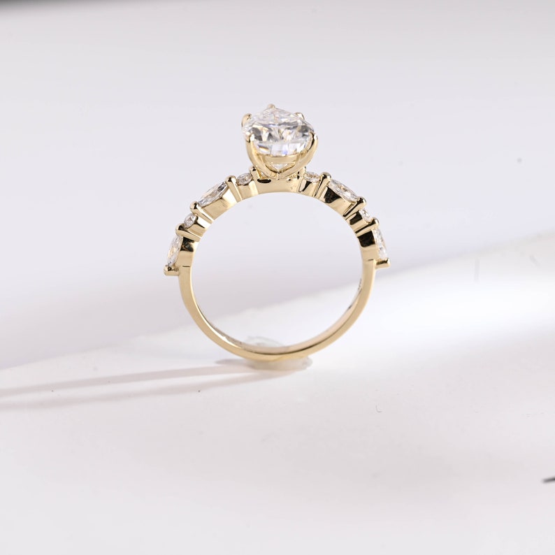 Stunning 1.0 - 2.0 CT Pear Moissanite Engagement Ring with Half Pave Design 8