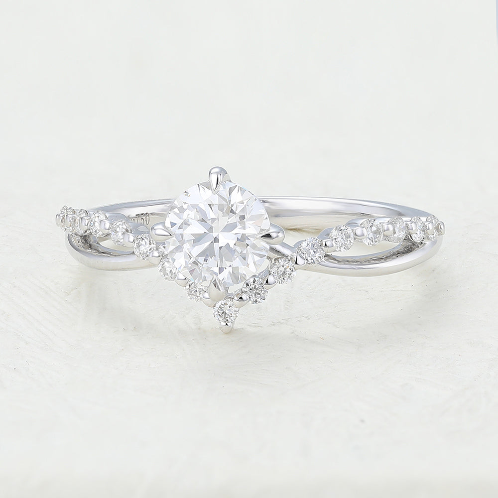 0.41 CT Round Shaped Moissanite Cluster Engagement Ring