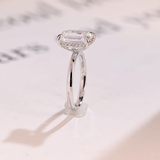 Stunning 1.0 - 2.0 CT Emerald Moissanite Engagement Ring with Hidden Halo Design 8