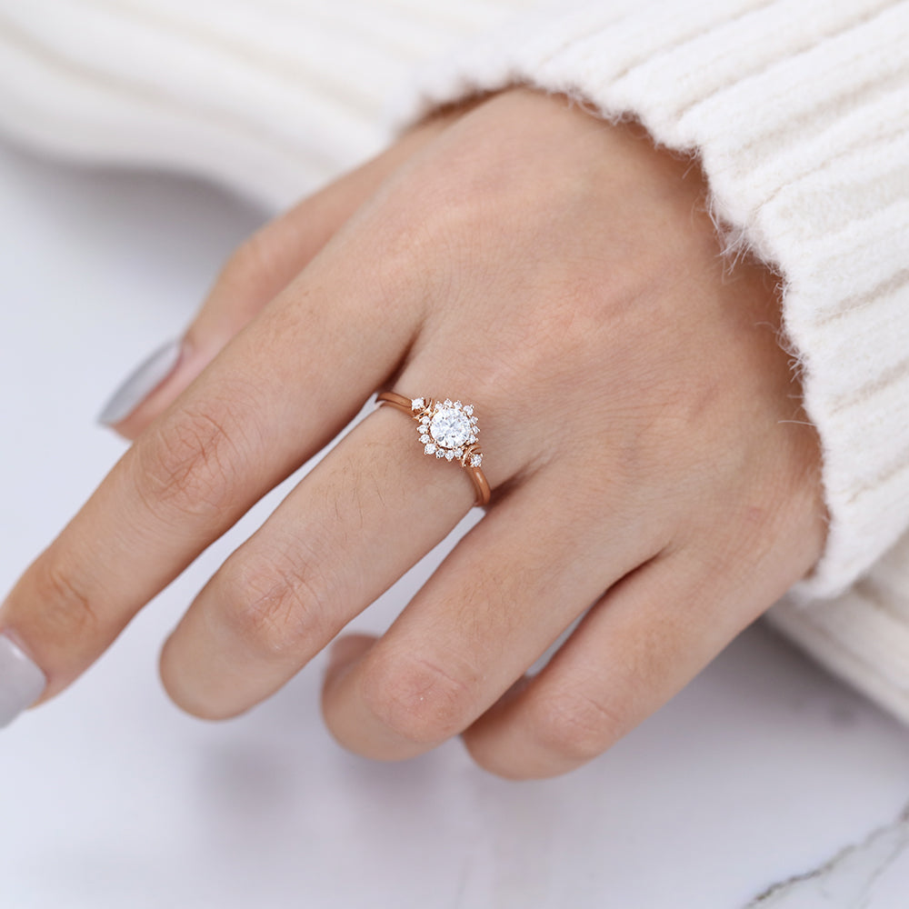 0.41 CT Round Cluster Lab-Grown Diamond Engagement Ring