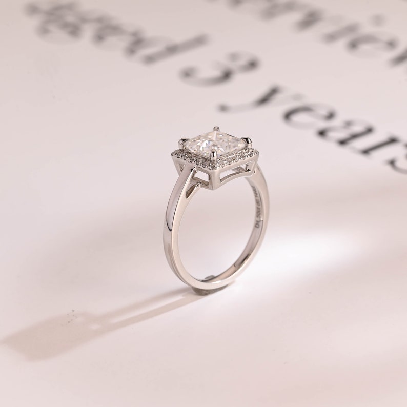 Stunning 1.0 - 2.0 CT Princess Moissanite Engagement Ring with Halo Design 7