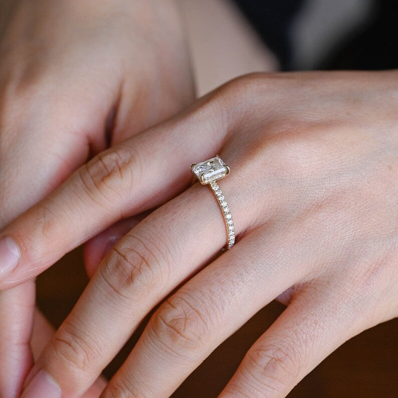 Stunning 1.0 - 2.0 CT Emerald Moissanite Engagement Ring With Hidden Halo & Pave Design 2