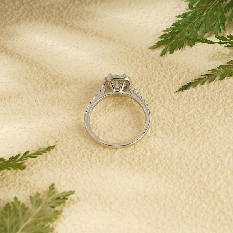 Stunning 1.0 - 2.0 CT Cushion Moissanite Engagement Ring With Halo Design 2