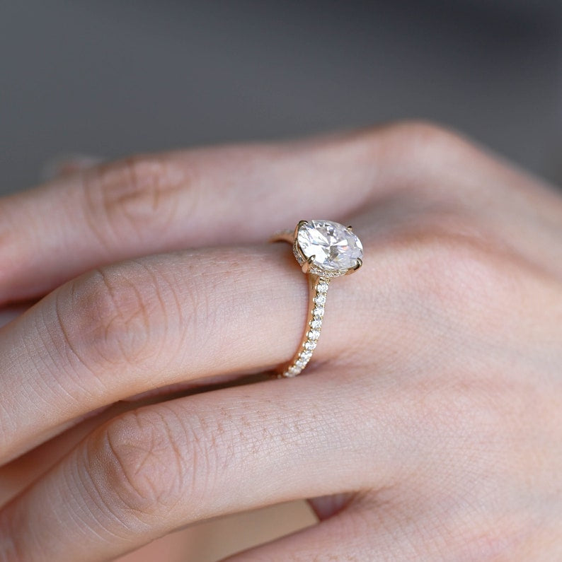 Stunning 1.0 - 2.0 CT Oval Moissanite Engagement Ring with Hidden Halo Design 4