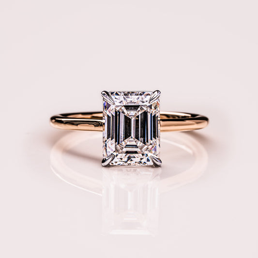 2.3 CT Emerald Solitaire Moissanite Engagement Ring