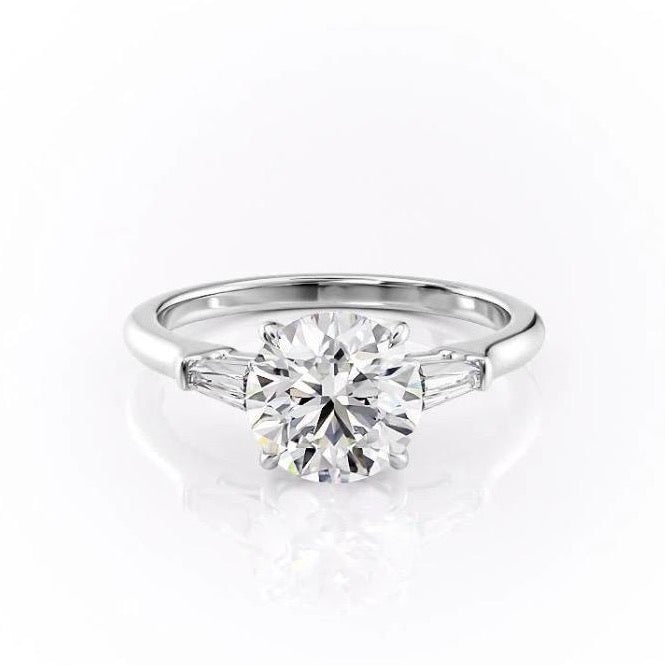 1.60 CT Round Cut Three Stone Moissanite Engagement Ring