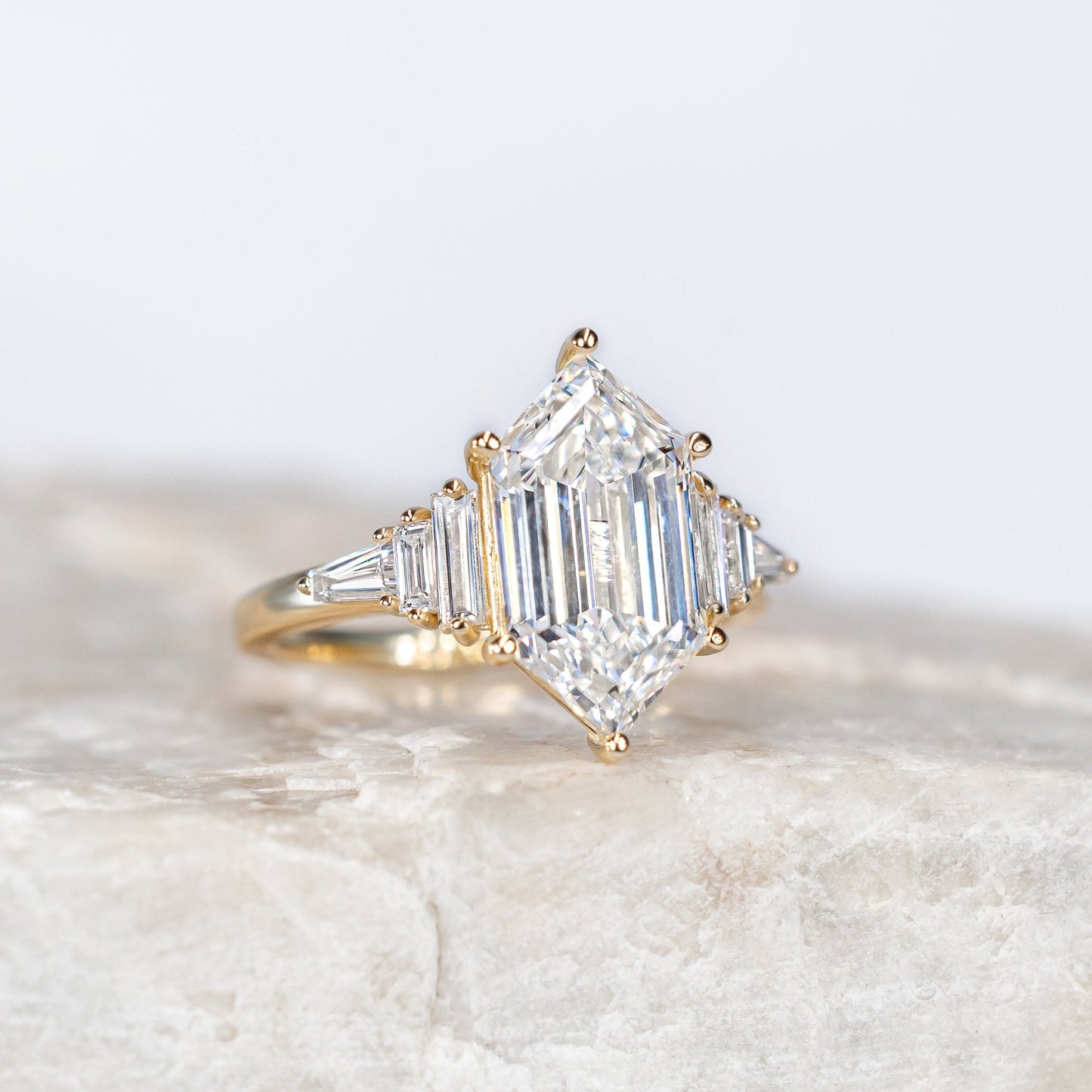 LP028