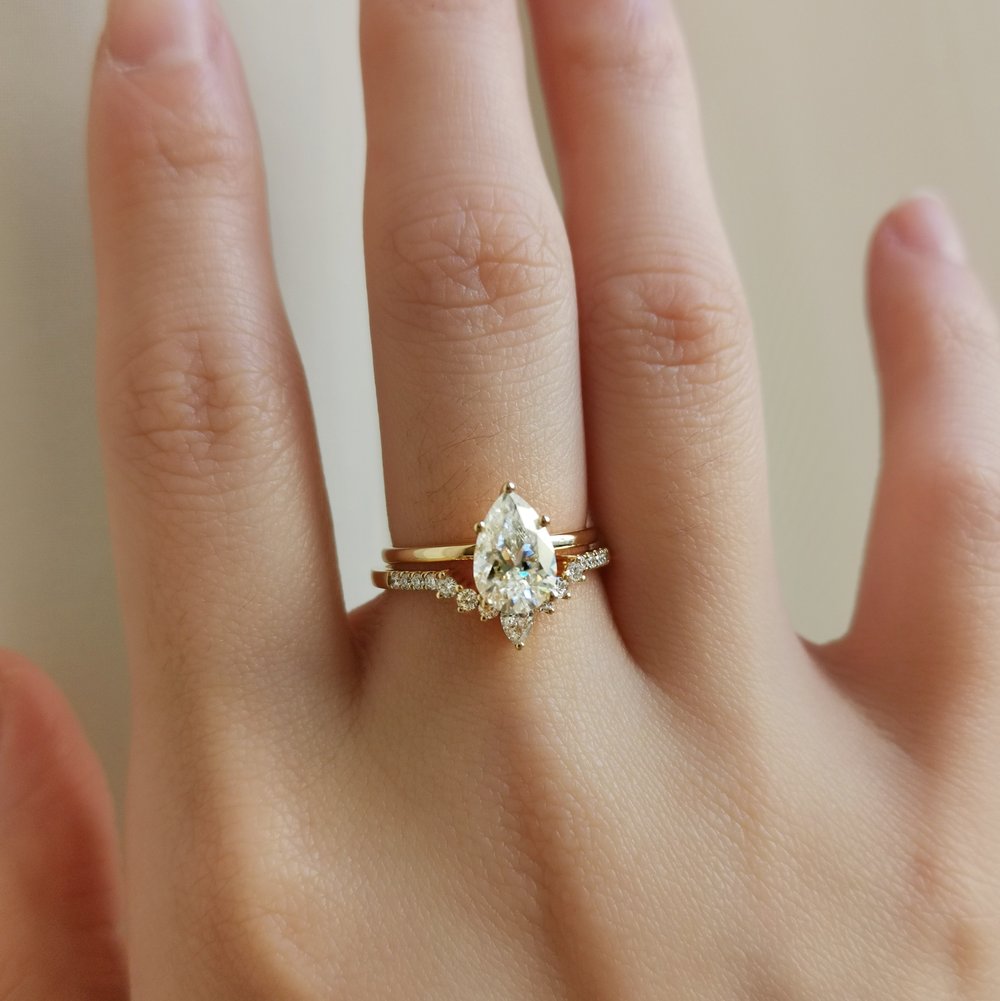 1.36 CT Pear Shaped Moissanite Solitaire Engagement Ring