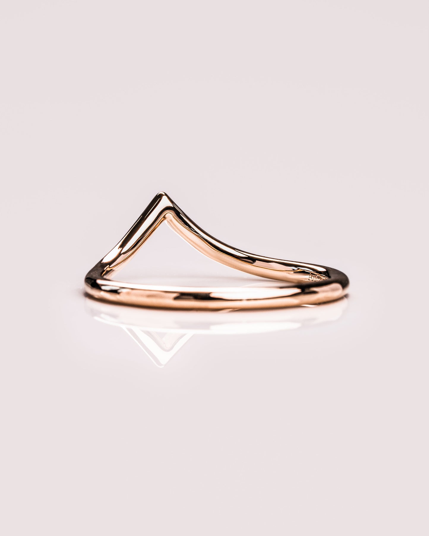 V-Shaped Classic Curved Wedding Band