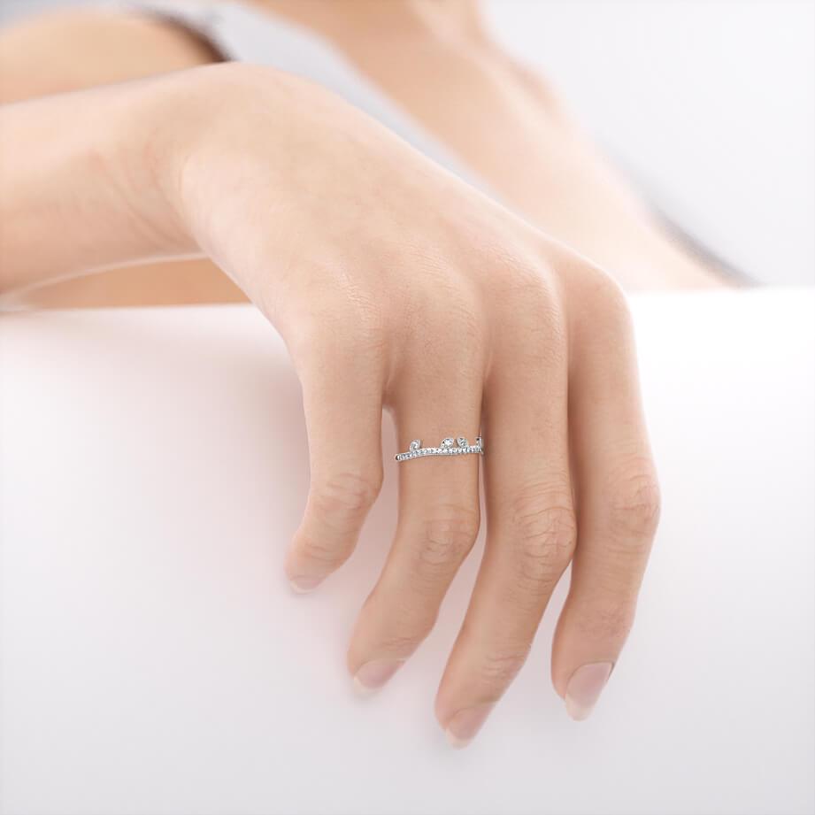 0.21 CT Round Shaped Moissanite Vintage Style Wedding Band